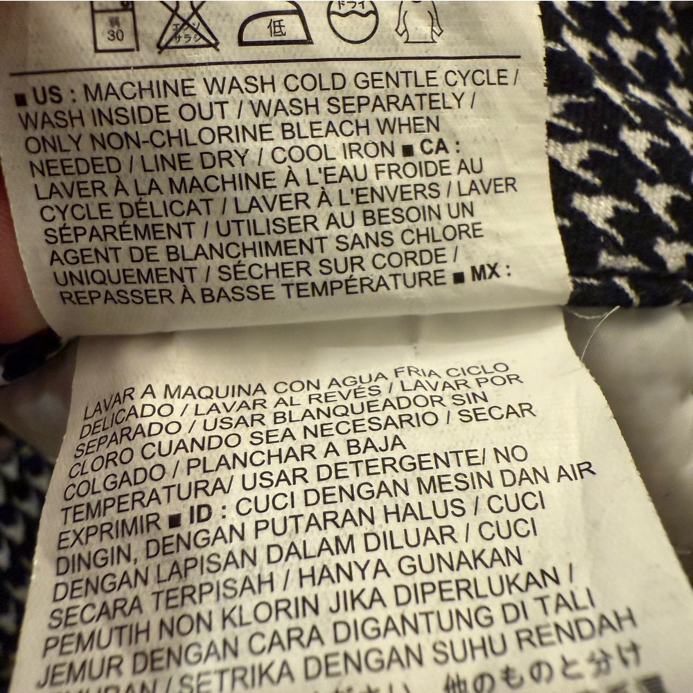 Black and White Patterned Pixie Pants size 4 - image 8